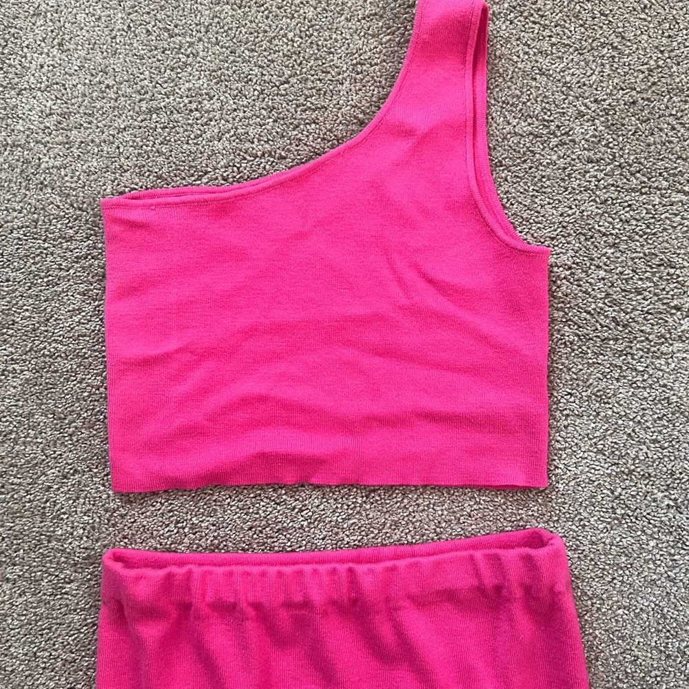 Pink Lily One Shoulder Cropped Top Small ( part of Set)